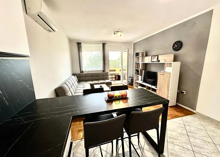 Apartment Ines