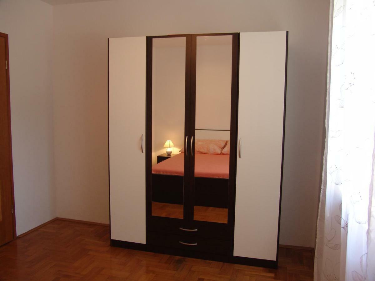 Ines Appartement *